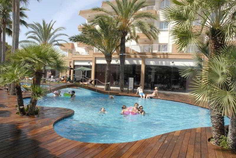 Hotel Illot Suites กาลารัตจาดา ภายนอก รูปภาพ