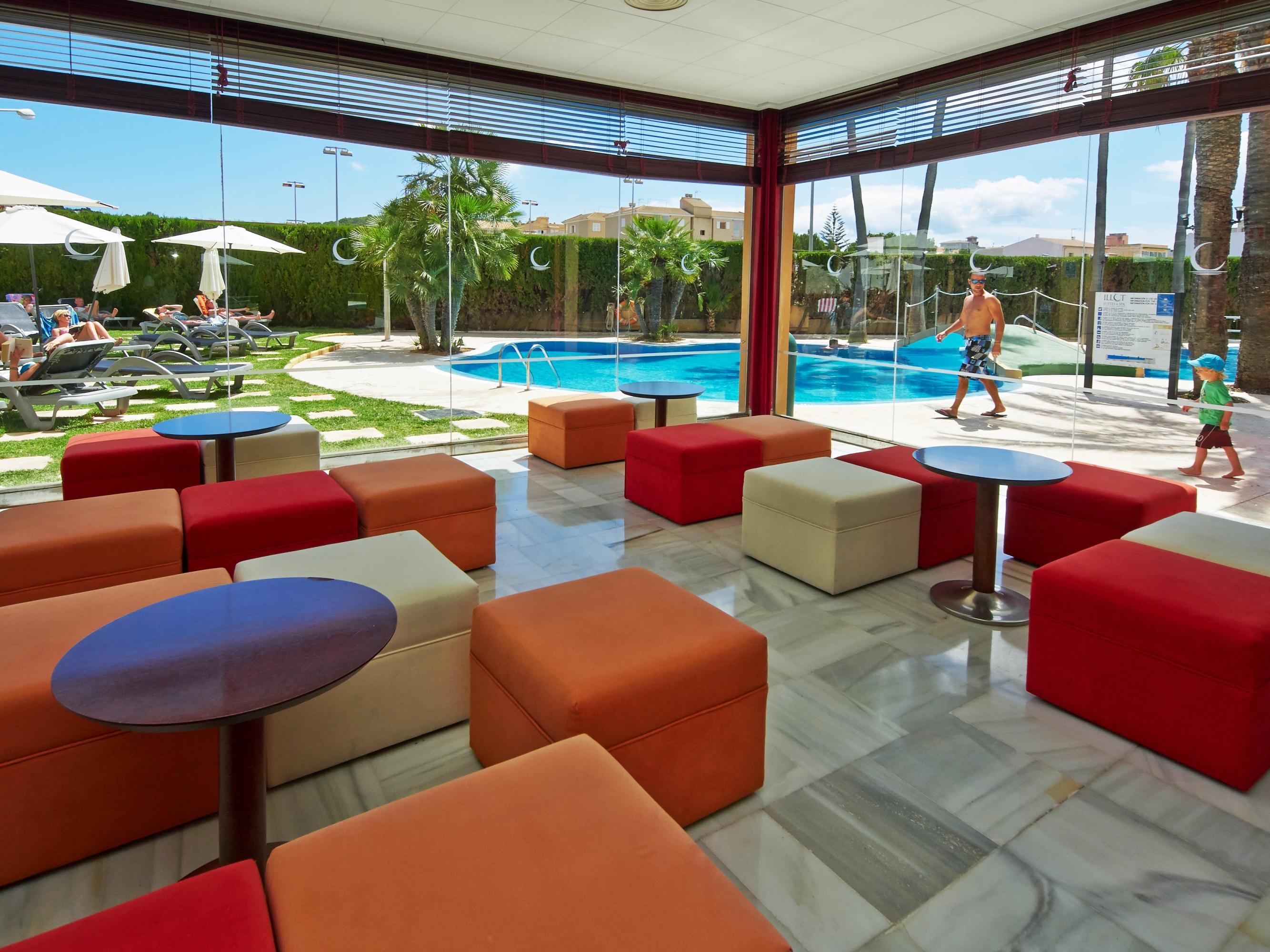 Hotel Illot Suites กาลารัตจาดา ภายนอก รูปภาพ