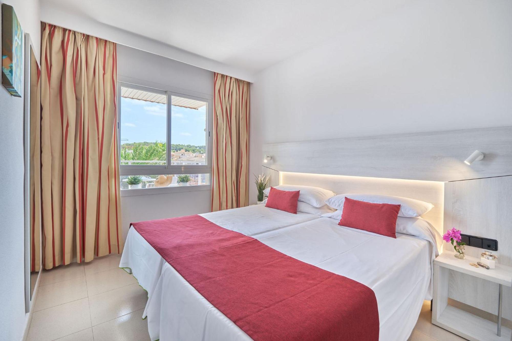 Hotel Illot Suites กาลารัตจาดา ภายนอก รูปภาพ