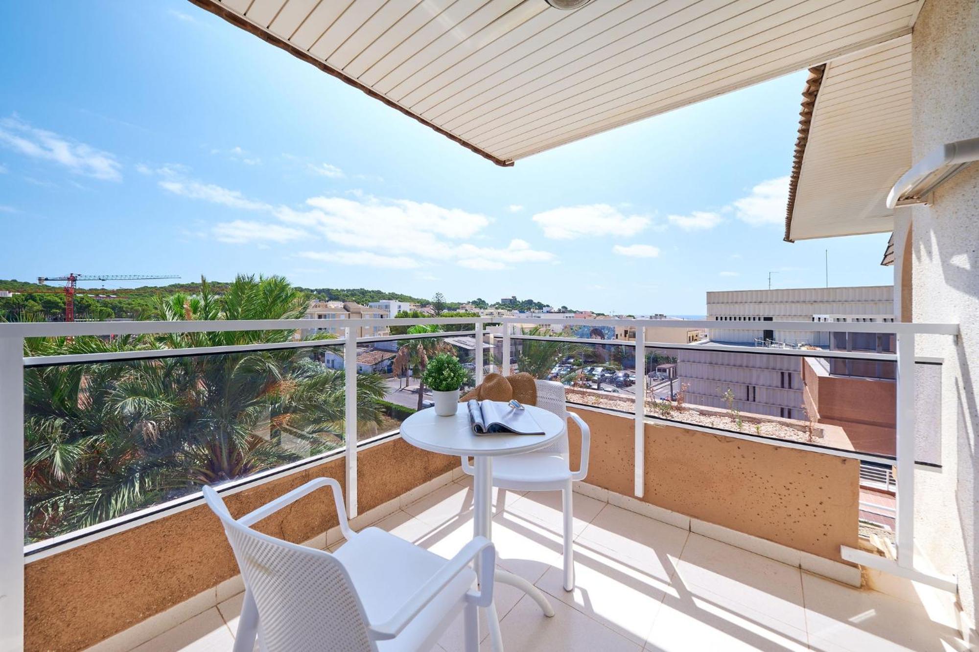 Hotel Illot Suites กาลารัตจาดา ภายนอก รูปภาพ